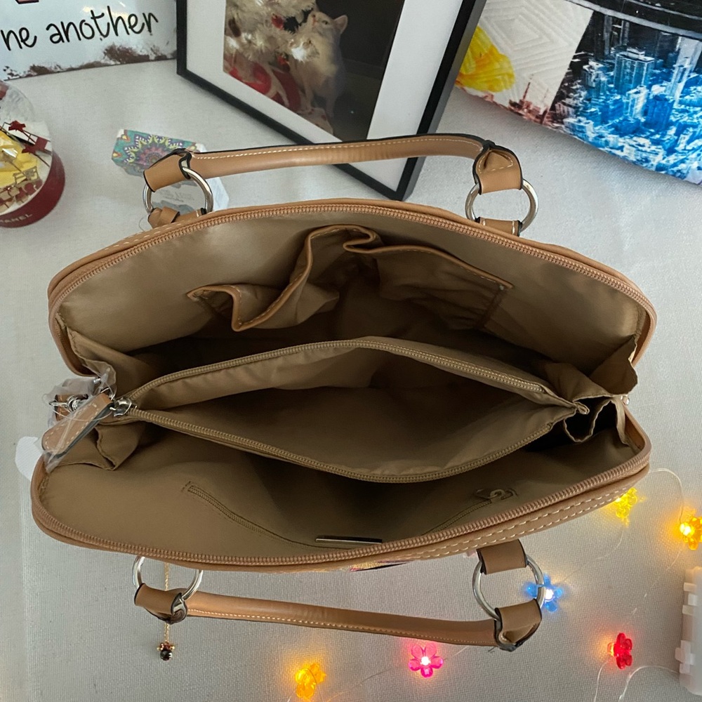 Gianni Bernini NWT monogram satchel. Outside pocket & shoulder strap $15 - Picture 13 of 15